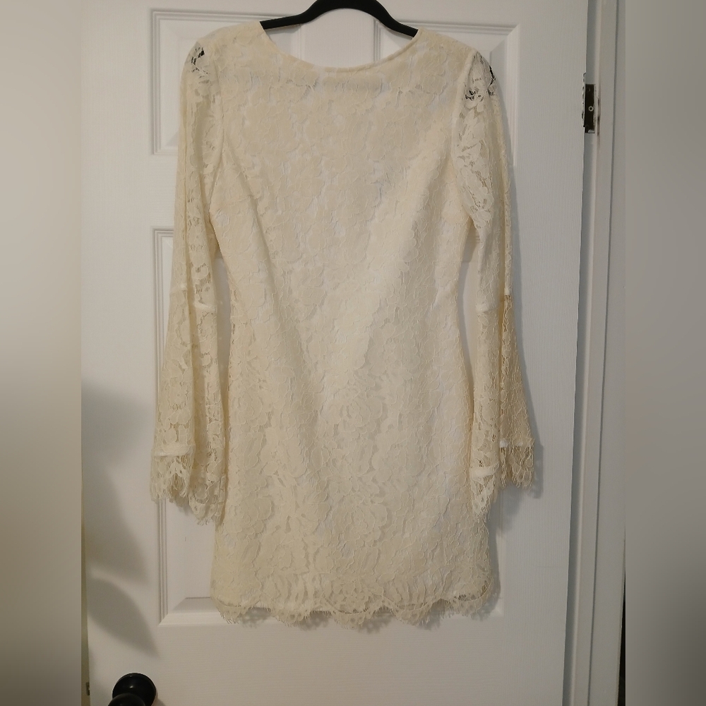 Elliatt Ivory Lace Dress